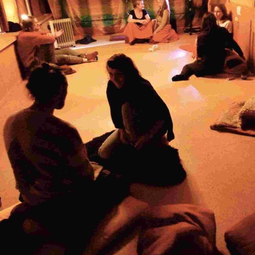 Diade in Retreat